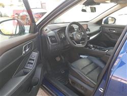 نيسان روج